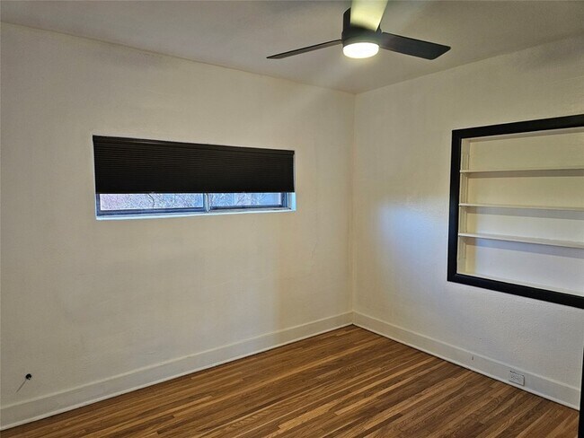 Building Photo - 811 #1 Don Diego Unit 1