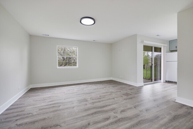 Building Photo - 117 Gant Cir