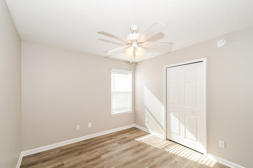 Building Photo - 1240 Brookwood Bluff Rd E