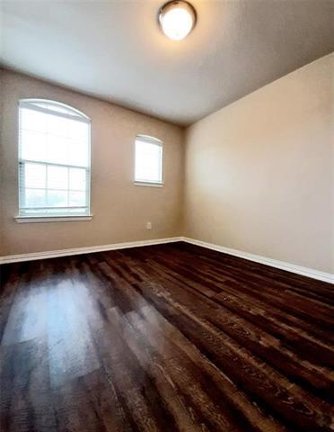 Building Photo - 712 River Hill Ln