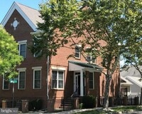 Building Photo - 102 Burnet Crescent