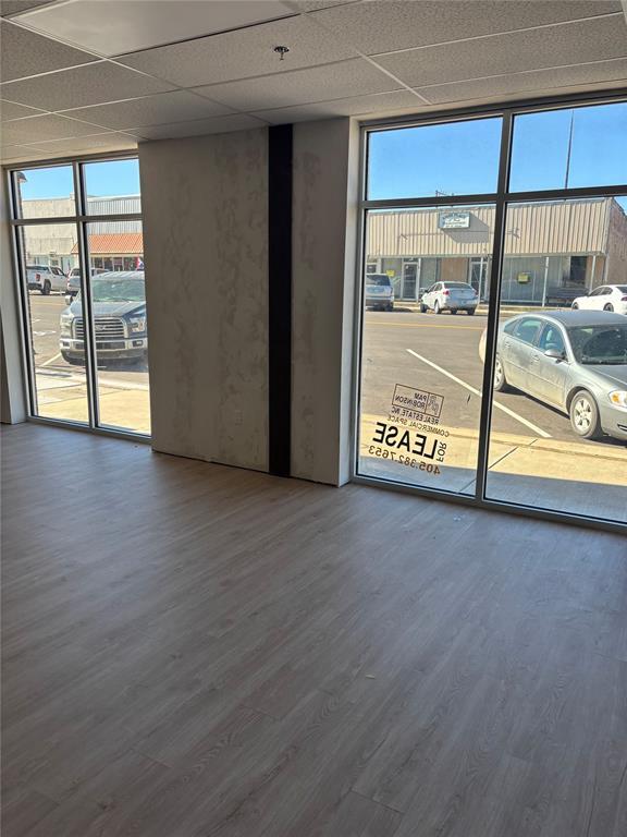 Building Photo - 326 N Main St