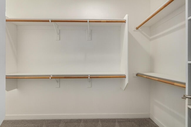 Building Photo - 5552 S Dillon