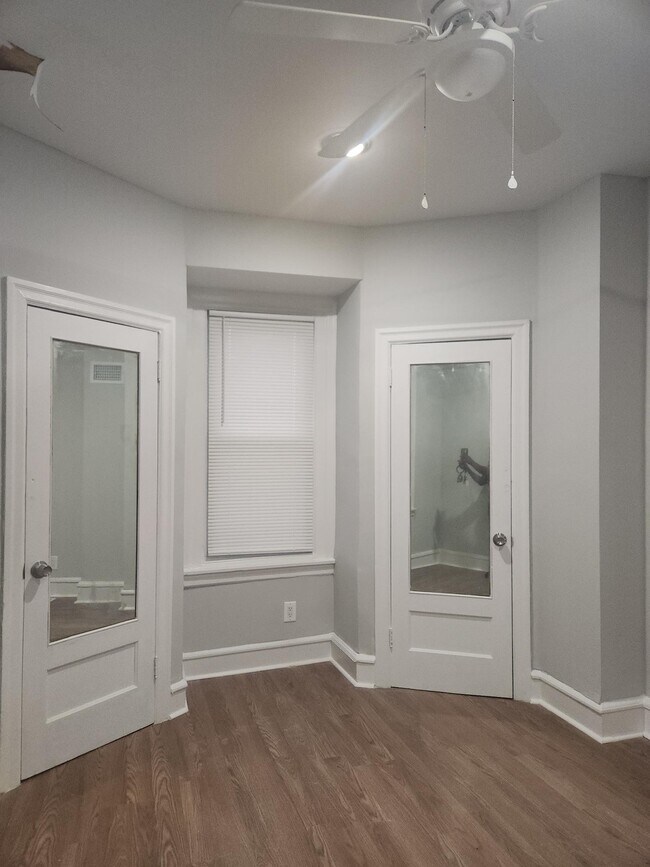 Building Photo - 328 N Redfield St