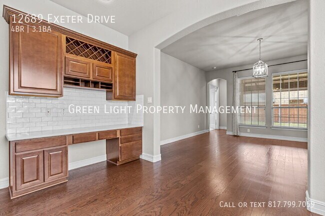 Building Photo - 12689 Exeter Dr