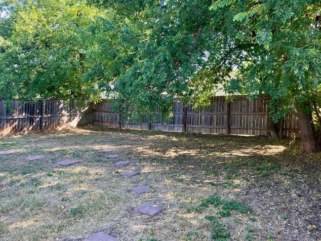 Building Photo - 7342 Brandyridge