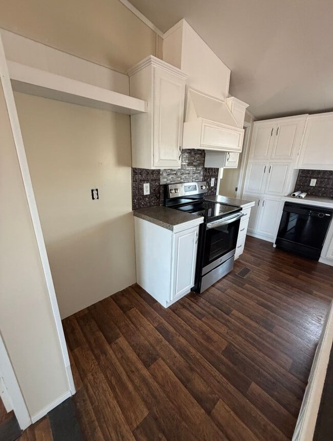 Building Photo - 3br 2ba on 1.5 acres in Blanchard!!