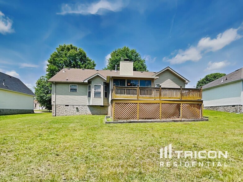 Building Photo - 904 Avery Green Ct