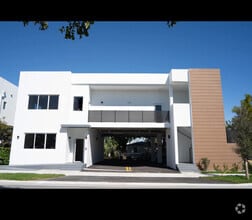 Building Photo - 500 Foster Rd