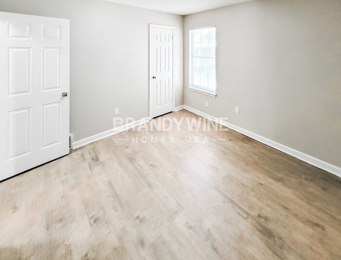 Building Photo - 4702 Crestfield Rd