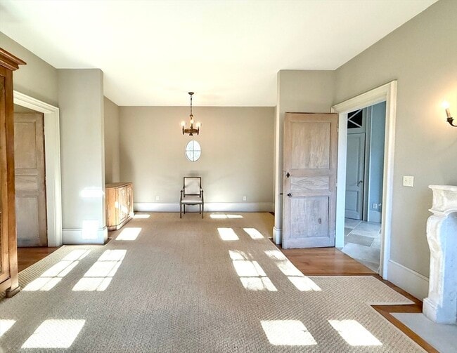 Building Photo - 918 Hale St