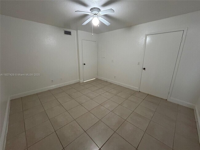 Building Photo - 1725 Palm Cove Blvd