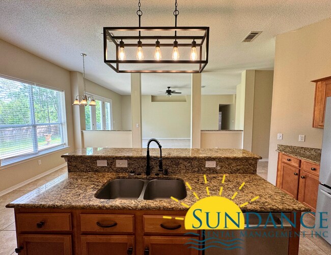 Building Photo - Spacious 4-Bedroom Home on a Quiet Cul-de-Sac!
