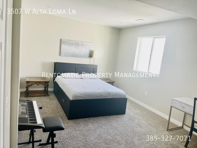 Building Photo - 3507 W Alta Loma Ln