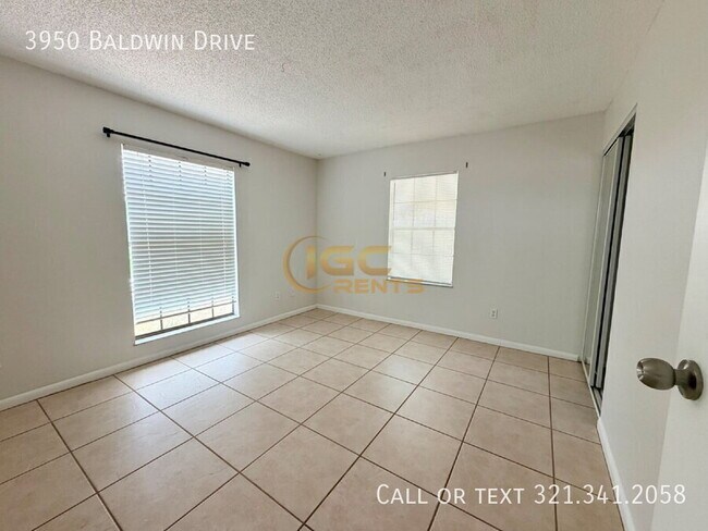Building Photo - 3950 Baldwin Dr