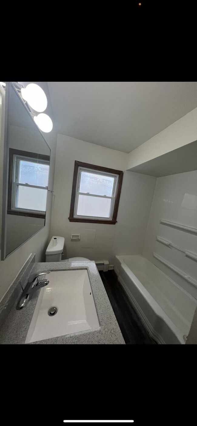 Building Photo - 1571 S 76th St