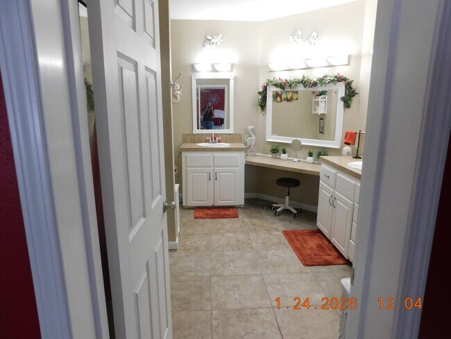 Building Photo - 414 Sioux Blvd