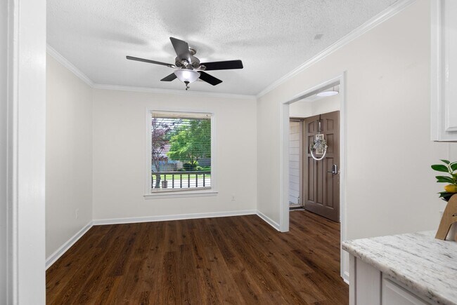 Building Photo - 3075 Stonecrest Cir