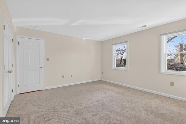 Building Photo - 1905 47th St NW