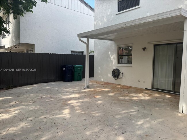 Building Photo - 15054 SW 127th Pl