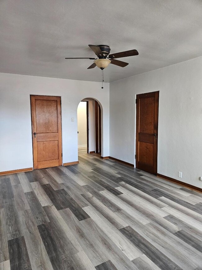 Building Photo - 1525 University Ave