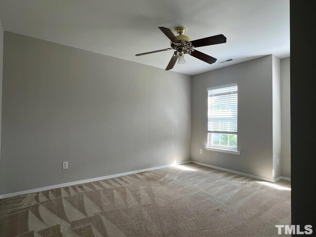 Building Photo - 4 Bedroom Single Family House in Morrisville RTP