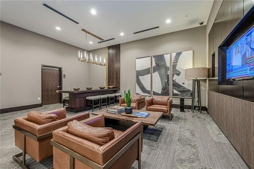 Building Photo - 855 Peachtree St NE