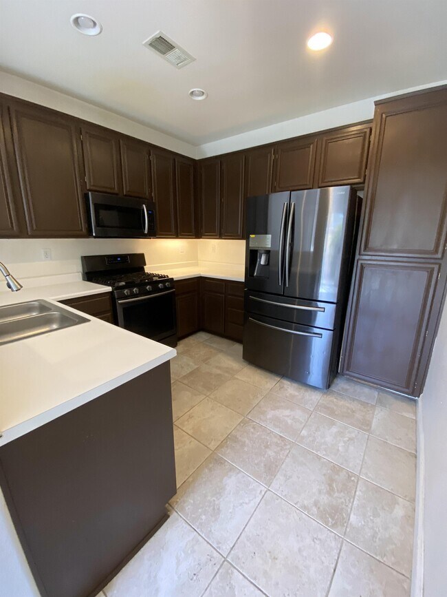 Building Photo - 1201 Trapani Cove