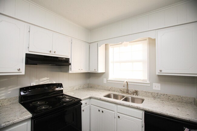 Building Photo - 4222 Zion St