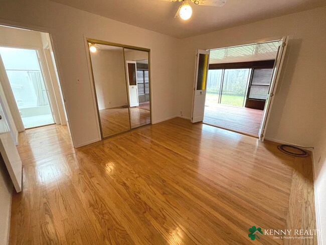 Building Photo - Three Bedroom Home with Lots of Common Area in Sunshine Gardens in SSF