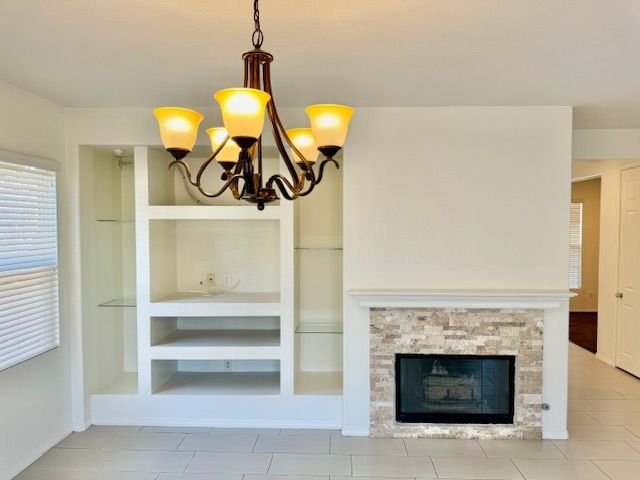 Building Photo - 1562 Cheshire Dr