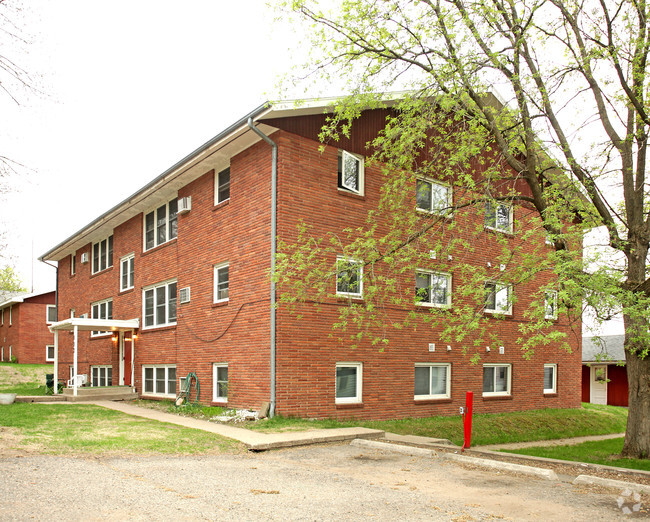 Building Photo - Village View