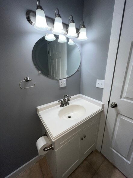 Building Photo - 100 Dixon Ave