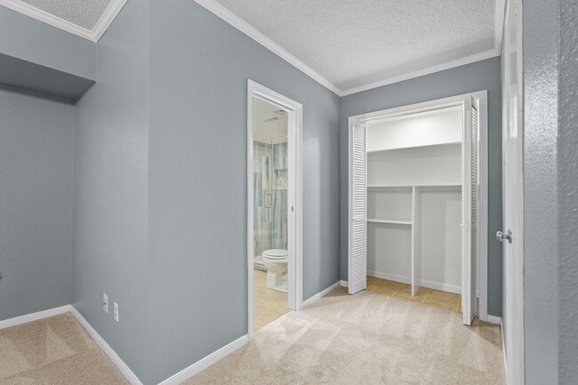 Building Photo - 1383 Country Pl Dr