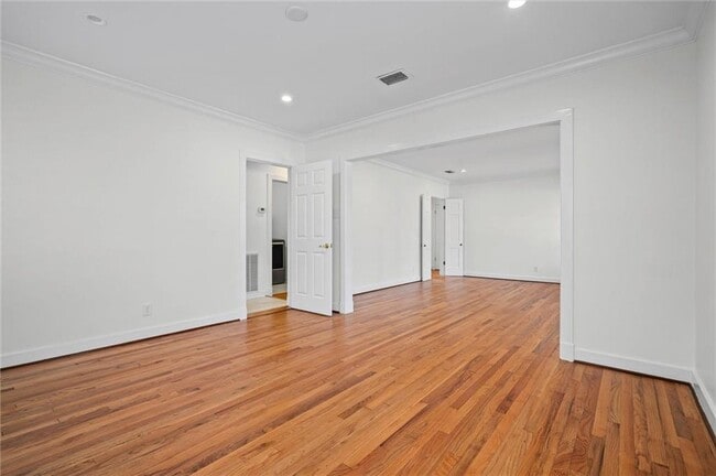 Building Photo - 3521 W Stillwood Ln