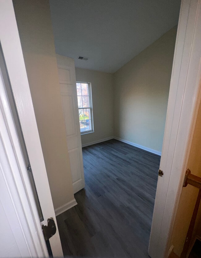 bedroom 3 - 8604 Jacks Reef Rd