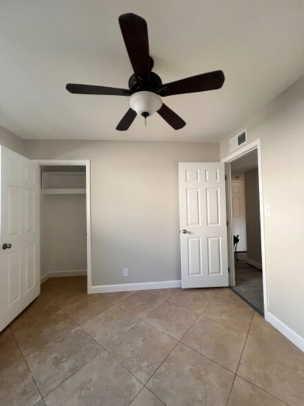 Building Photo - 1939 E Concorda Dr