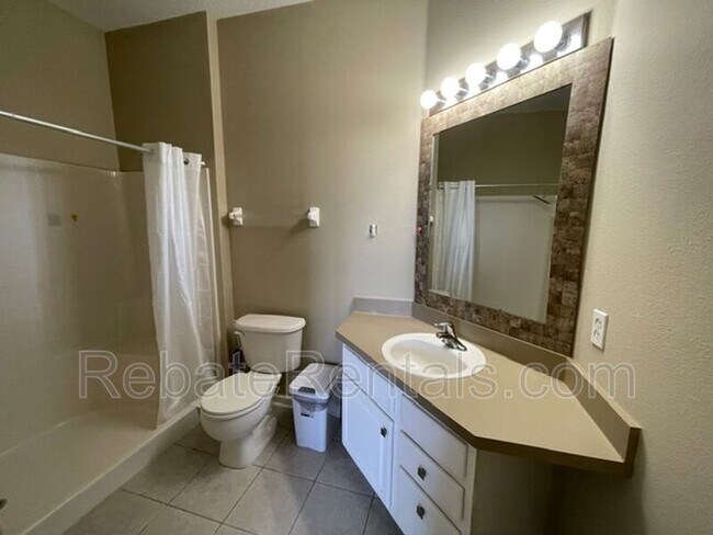 Building Photo - 7801 Point Meadows Dr