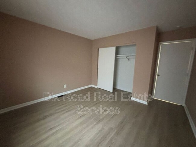 Building Photo - 3312 Burgoyne Dr