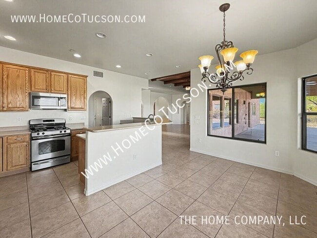 Building Photo - 5544 N Palo Verde Vista Pl