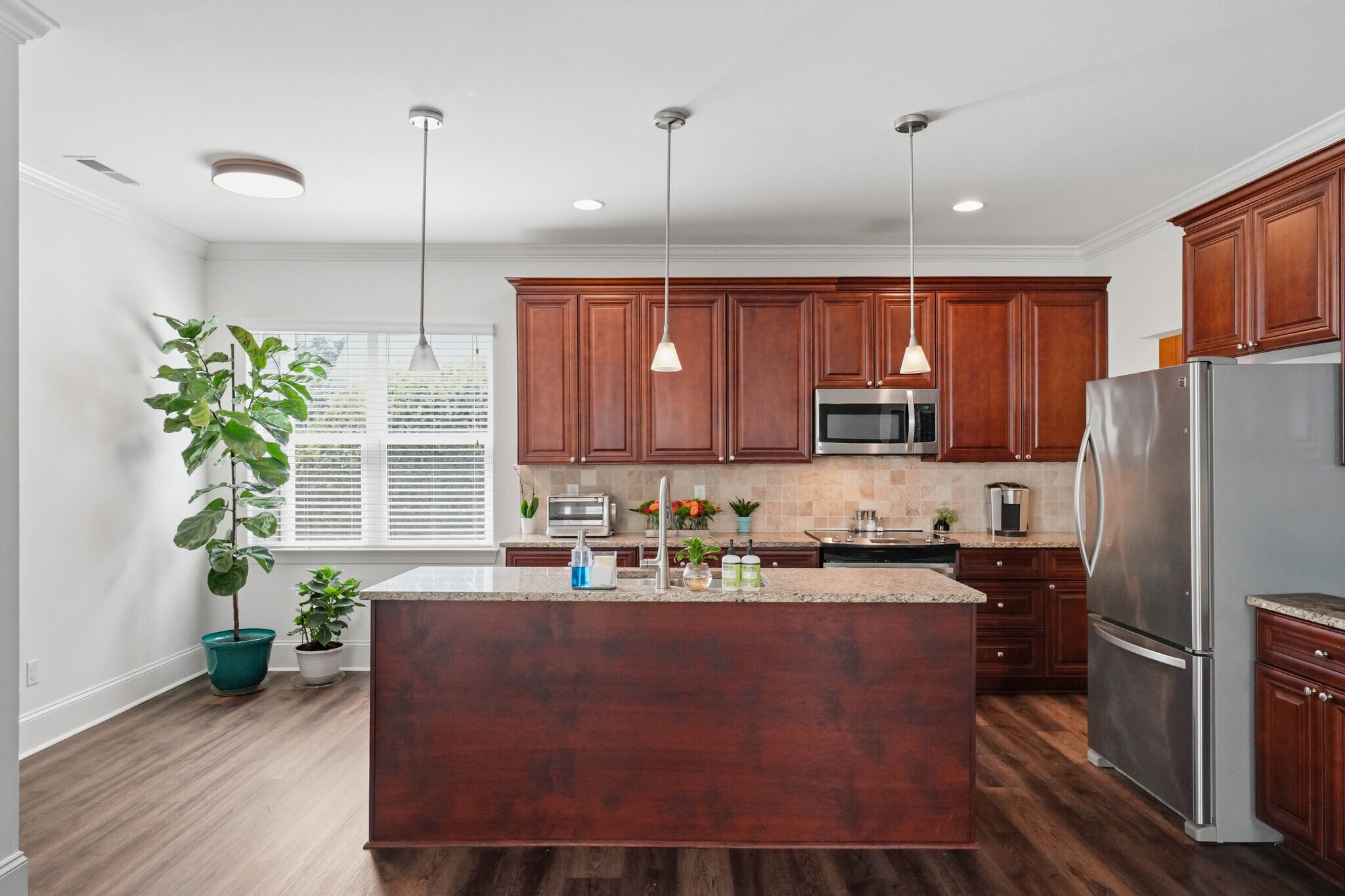 Building Photo - 20264 Harroway Dr