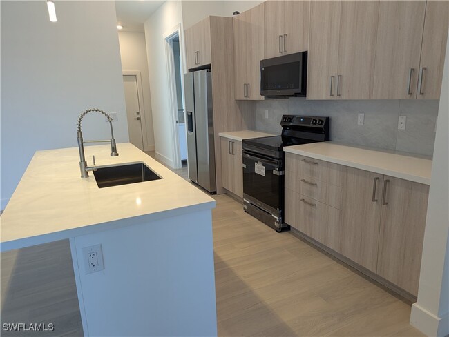 Building Photo - 1227 NW 40th Pl