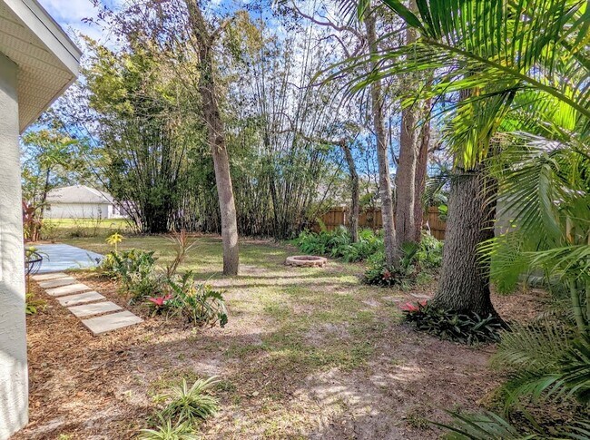 Building Photo - 4217 Malden Dr