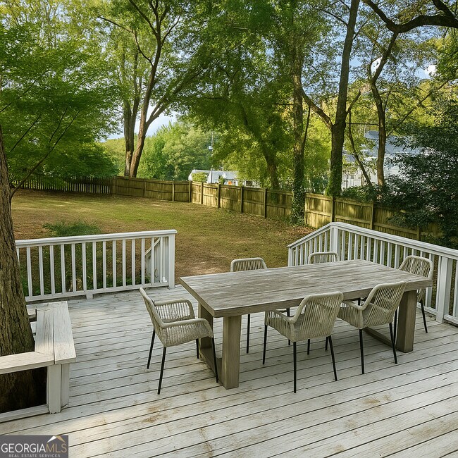 Building Photo - 2134 Main St NW