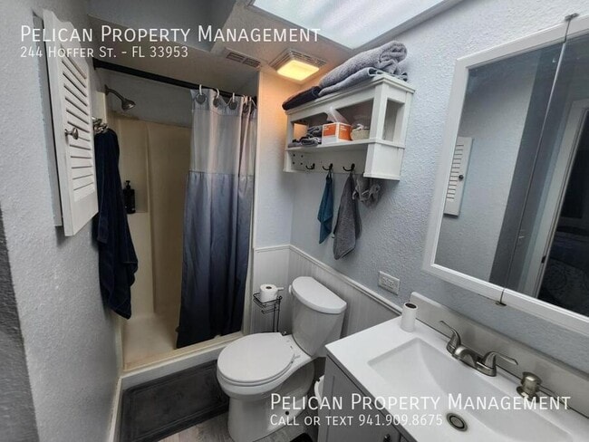 Building Photo - 244 Hoffer St