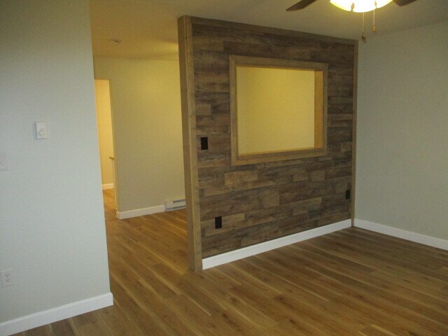 Dining Room - 719 Valley St