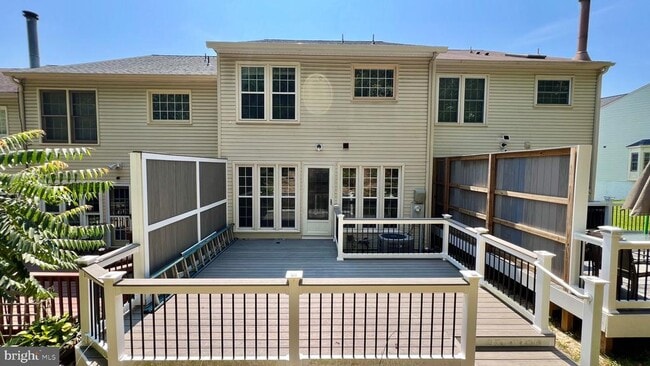 Primary Photo - 208 Fair Oaks Ave