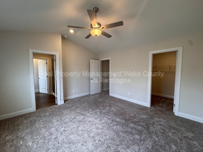Building Photo - 5334 River Reach Dr