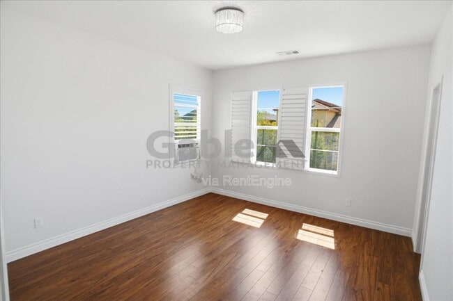 Building Photo - 28625 Stonegate Ct