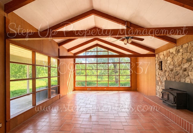 Building Photo - 20381 Sherry Ct